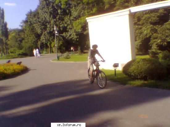 aici postatzi imagini funyy uitatzi-o frate sau ani cat are bicla @odin fii sigur dekt limuzine mai